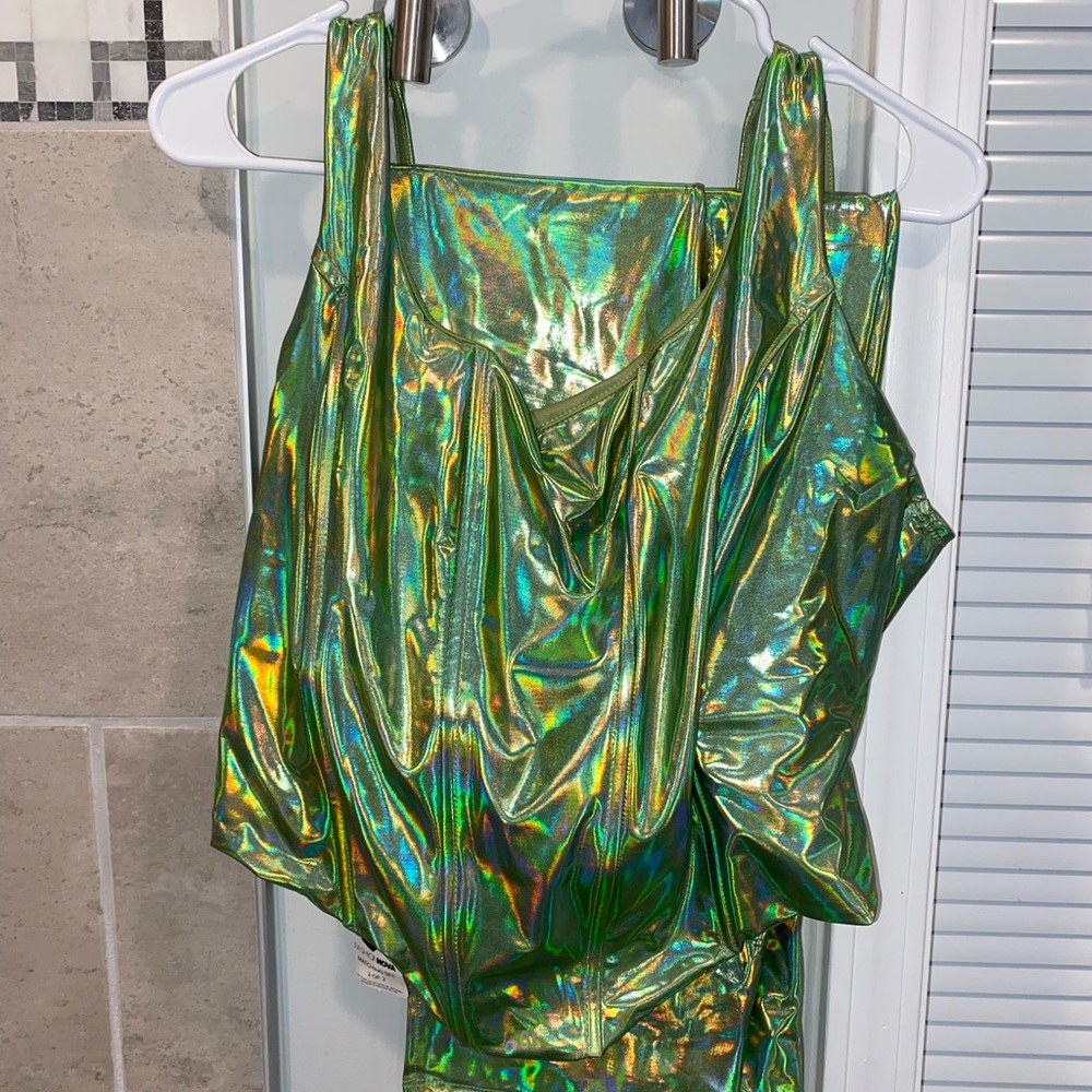 2 Pc Set - Skirt & Top - Picture 2 of 2